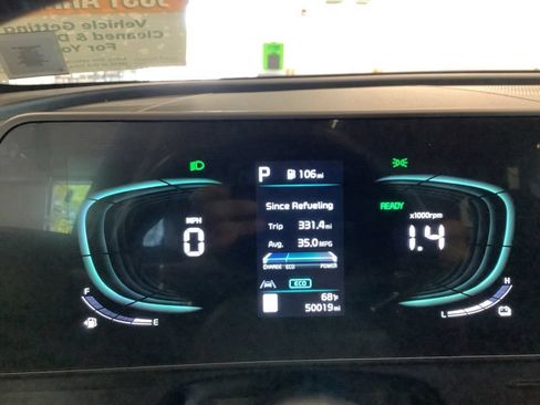 Certified 2023 Kia Sportage EX w/ EX Premium Package AWD/4WD image 14