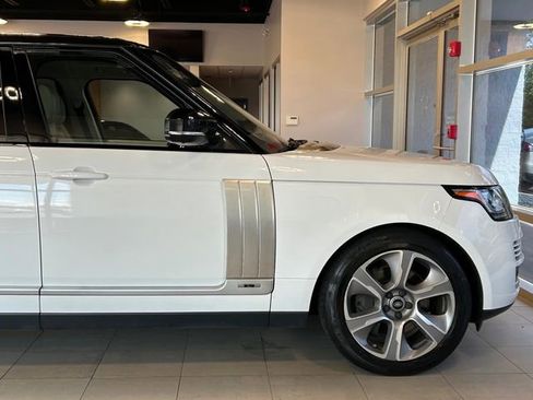 Used 2016 Land Rover Range Rover Long Wheelbase Supercharged image 16