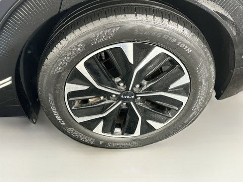 Used 2023 Kia EV6 Wind w/ Wind Technology Package image 11