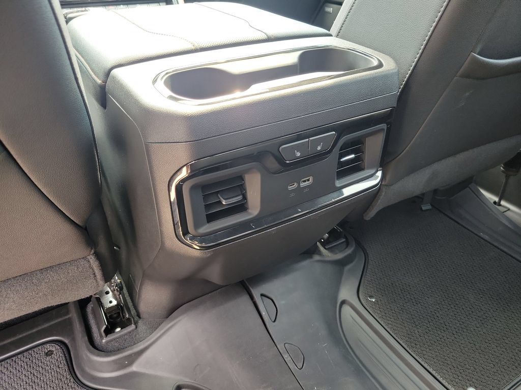 Used 2023 GMC Sierra 1500 AT4 w/ AT4 Premium Package AWD/4WD image 10