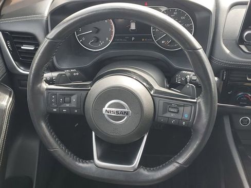 Used 2021 Nissan Rogue SV AWD/4WD image 13