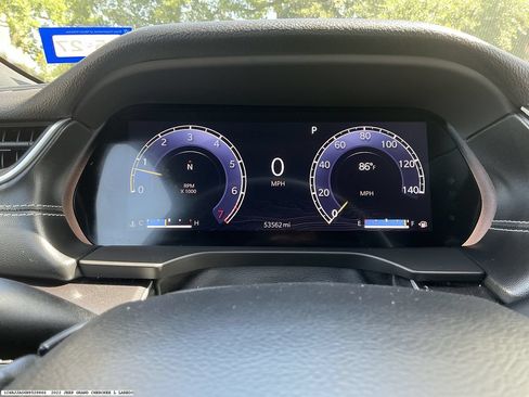 Used 2022 Jeep Grand Cherokee L Laredo RWD image 12