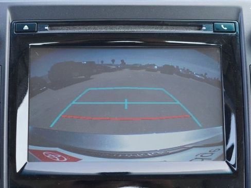 Used 2015 Toyota Camry SE w/ Moonroof Package image 25