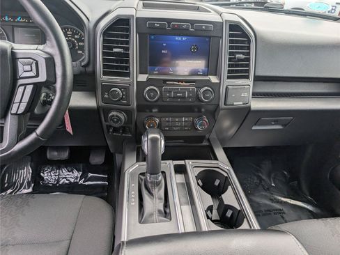 Used 2019 Ford F150 XLT w/ Equipment Group 302A Luxury AWD/4WD image 16