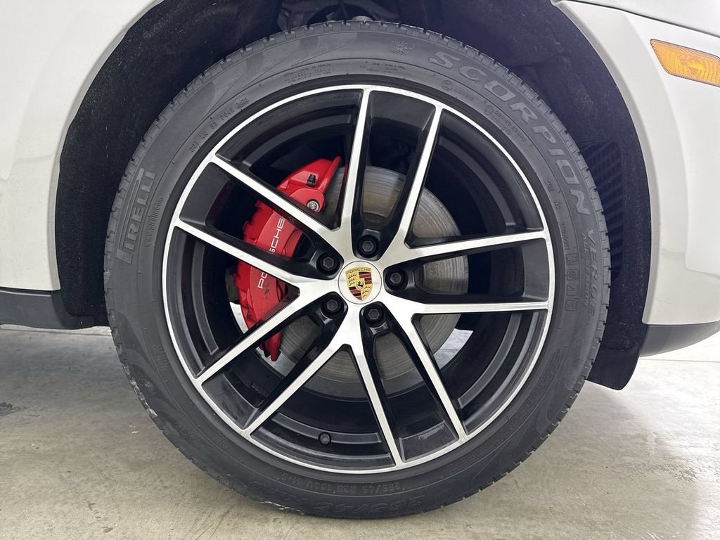 Certified 2024 Porsche Macan S w/ Premium Plus Package AWD/4WD image 15