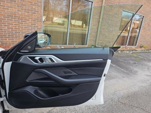 Used 2023 BMW i4 eDrive40 w/ M Sport Package image 74