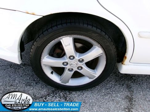 Used 2003 MAZDA Protege5 image 18