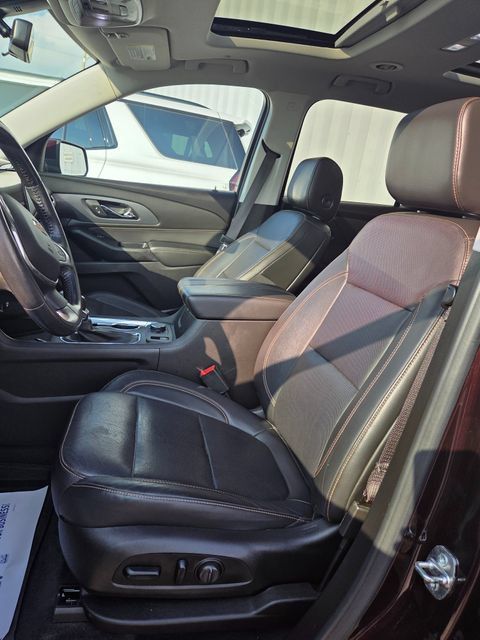 Used 2021 Chevrolet Traverse Premier w/ LPO, Floor Liner Package AWD/4WD image 6