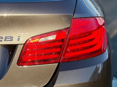 Used 2015 BMW 528i Sedan image 5