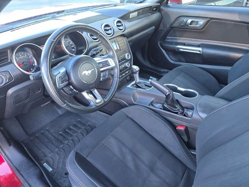 Used 2019 Ford Mustang EcoBoost image 8