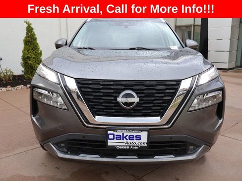 Used 2022 Nissan Rogue SL w/ SL Premium Package FWD image 2