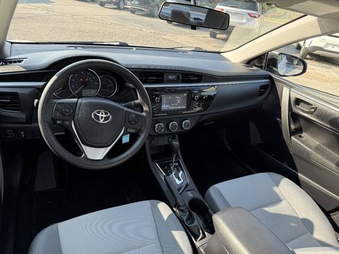 Used 2016 Toyota Corolla L FWD image 10