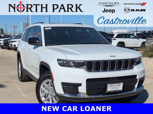 New 2025 Jeep Grand Cherokee L Laredo RWD image 1
