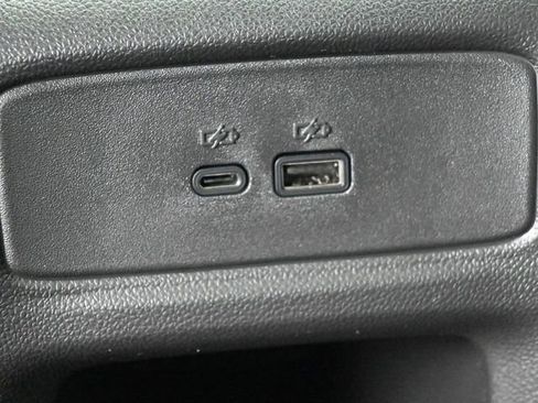 New 2026 Chevrolet Trax RS w/ Sunroof Package image 29