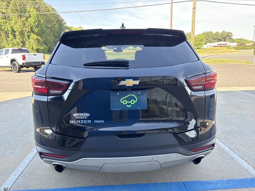 Certified 2025 Chevrolet Blazer LT AWD/4WD image 7