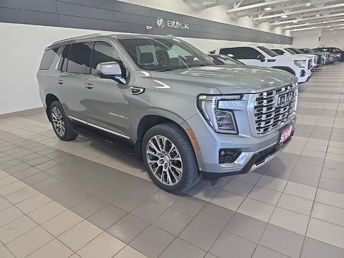Used 2026 GMC Yukon Denali image 7