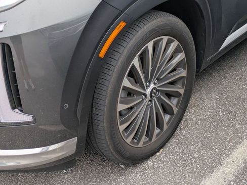 Used 2024 Hyundai Palisade Calligraphy FWD image 5