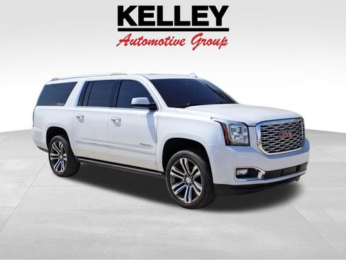 Used 2018 GMC Yukon XL Denali w/ Denali Ultimate Package AWD/4WD image 1
