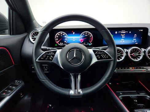 Certified 2026 Mercedes-Benz GLA 250 image 26