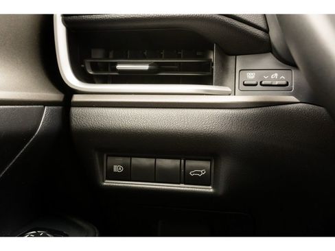 Used 2025 Toyota Grand Highlander FWD image 27