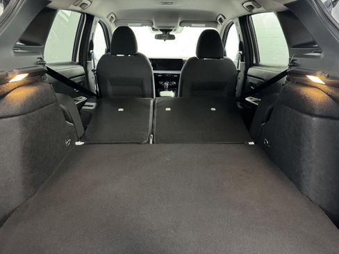 Used 2025 Nissan Kicks SV image 29