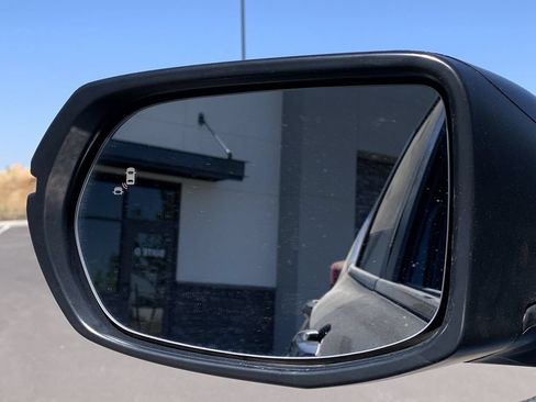 Used 2019 Honda CR-V Touring image 14