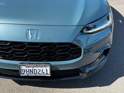Used 2024 Honda HR-V EX-L image 4