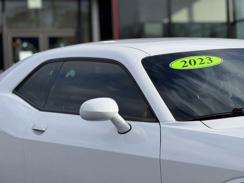 Used 2023 Dodge Challenger GT image 4