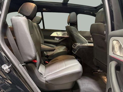 Used 2025 Mercedes-Benz GLS 450 4MATIC image 27