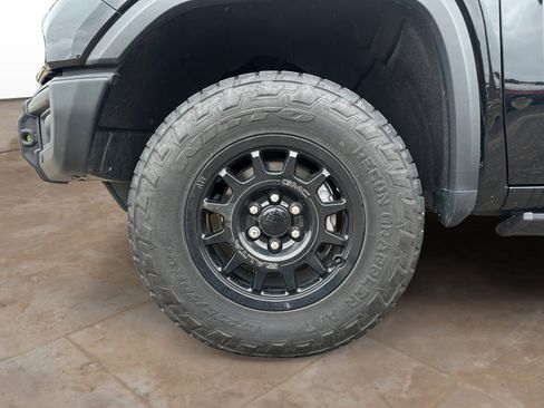Used 2023 GMC Sierra 1500 AT4X w/ AT4X AEV Edition AWD/4WD image 31