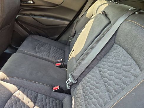 Used 2021 Chevrolet Equinox LT AWD/4WD image 17