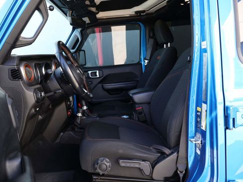 Used 2020 Jeep Gladiator Mojave image 8