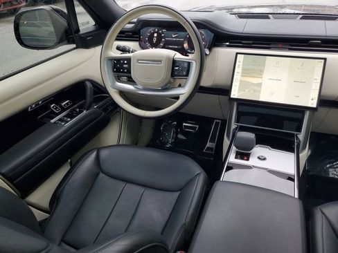 Certified 2024 Land Rover Range Rover SE AWD/4WD image 15