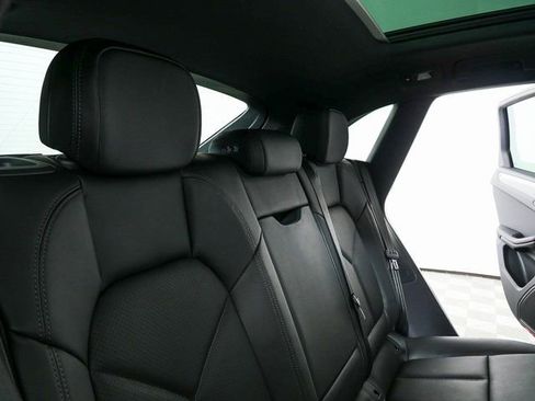 New 2026 Porsche Macan image 24