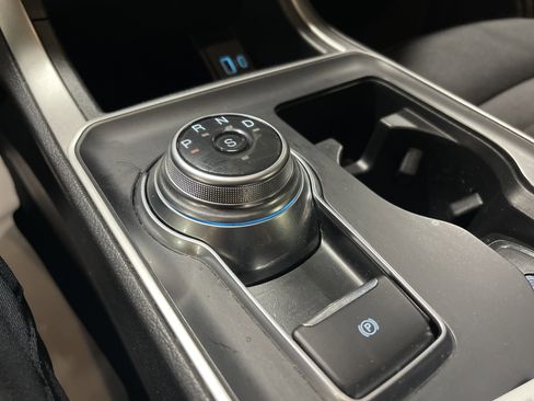 Used 2022 Ford Edge SE image 23