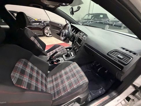 Used 2016 Volkswagen GTI S image 33