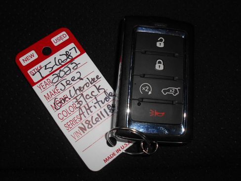 Certified 2022 Jeep Grand Cherokee Altitude AWD/4WD image 6