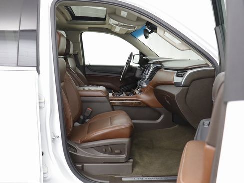 Used 2016 Chevrolet Suburban LTZ image 21
