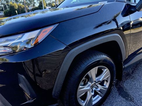 Used 2022 Toyota RAV4 XLE image 6