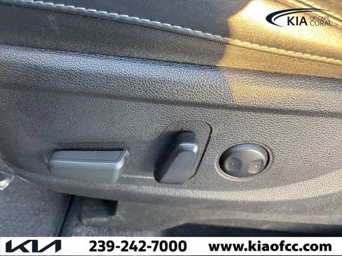 Certified 2023 Kia Telluride S w/ S Sunroof Package image 16