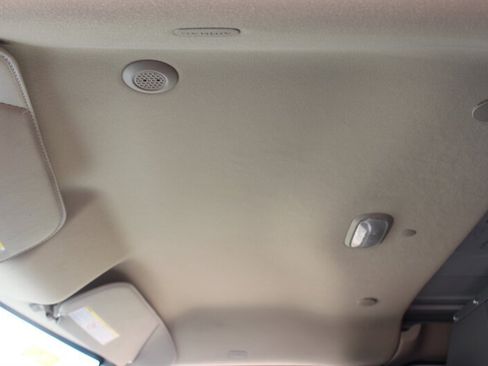 Used 2021 Chevrolet Express 2500 RWD image 26