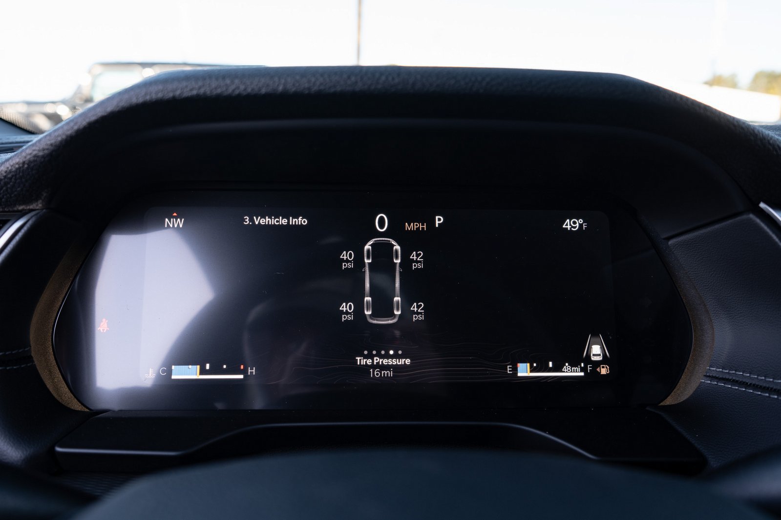 Used 2025 Jeep Grand Cherokee L Laredo RWD image 28