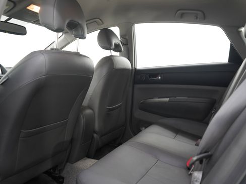 Used 2007 Toyota Prius Touring FWD image 18