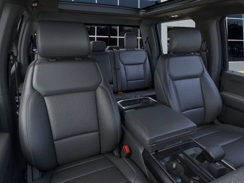 New 2025 Ford F150 Lariat w/ Equipment Group 501A Mid image 10