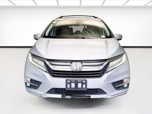 Used 2018 Honda Odyssey Elite image 2