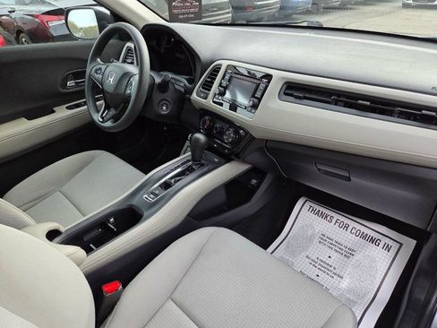 Used 2020 Honda HR-V LX image 15