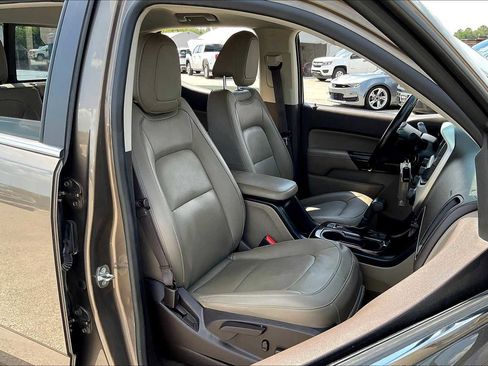 Used 2016 GMC Canyon SLT w/ Driver Alert Package image 8