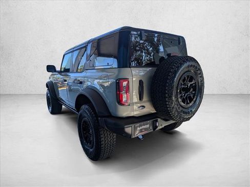New 2025 Ford Bronco Badlands image 2