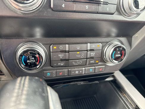 Used 2019 Ford F150 Platinum w/ Technology Package AWD/4WD image 16