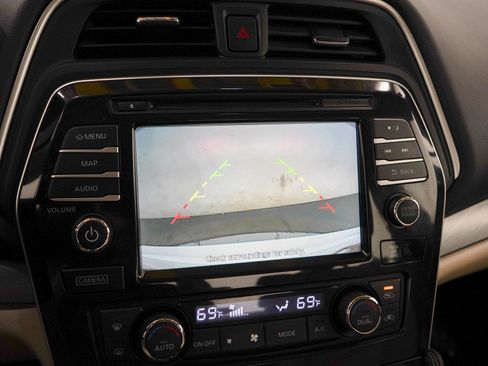 Used 2016 Nissan Maxima 3.5 SV FWD image 20